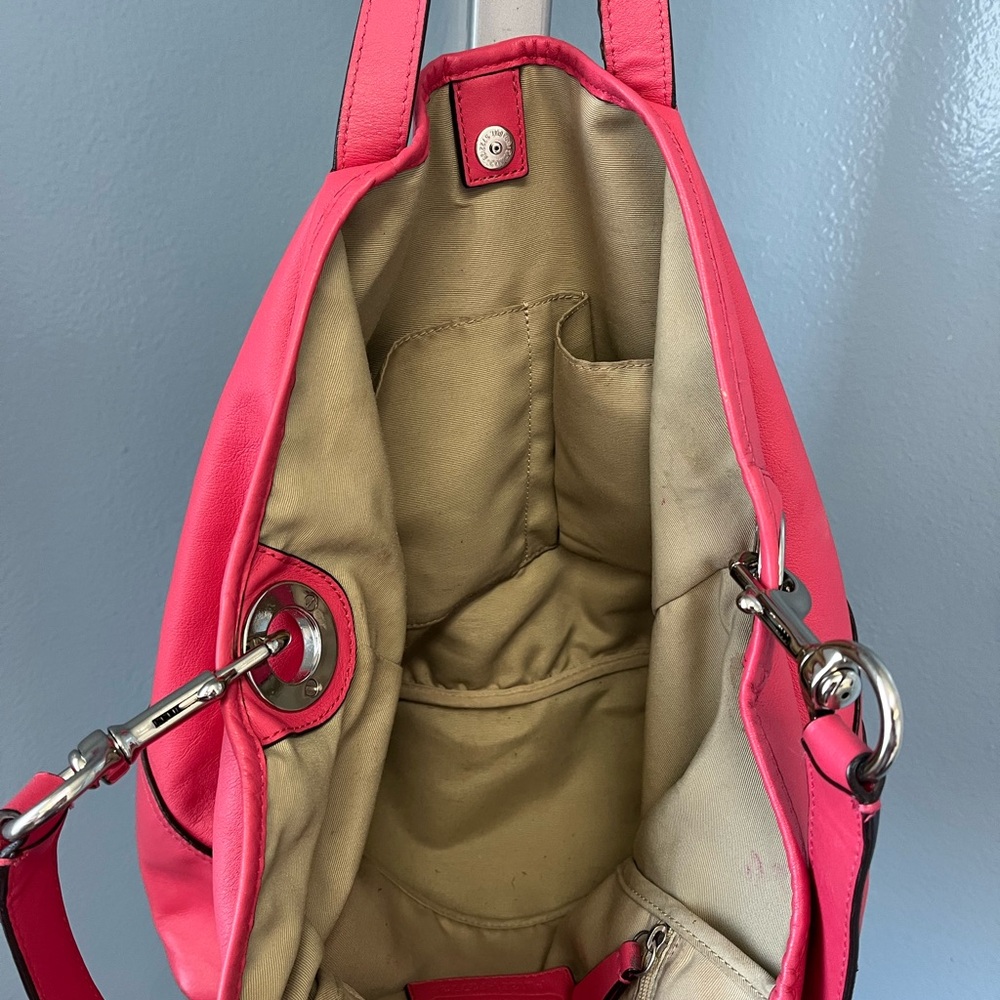 Coach Pink Leather Shoulder Bag - Picture 6 of 16